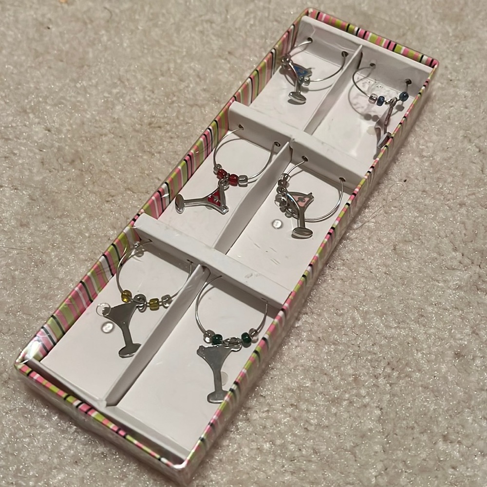 NWT Martini Cocktail Charms